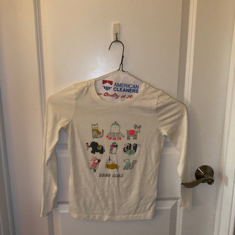 Long sleeve white tee shirt